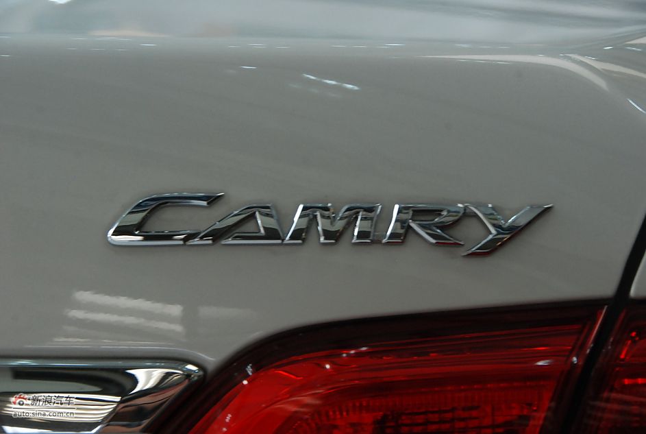 2011款广汽丰田凯美瑞纪念版