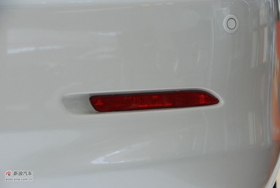 2011款广汽丰田凯美瑞纪念版