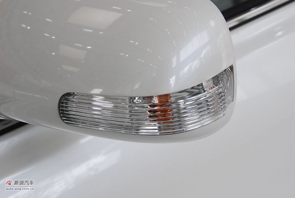 2011款广汽丰田凯美瑞纪念版