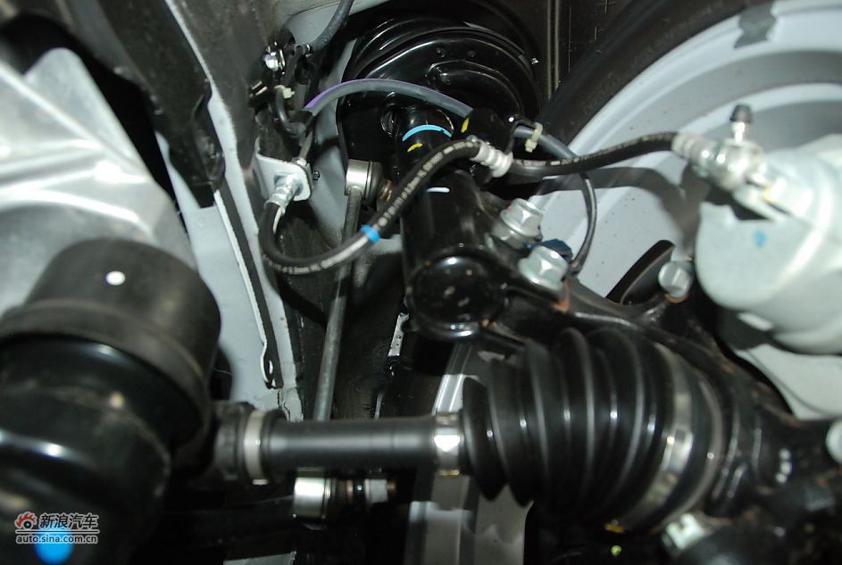 2011款广汽丰田凯美瑞纪念版