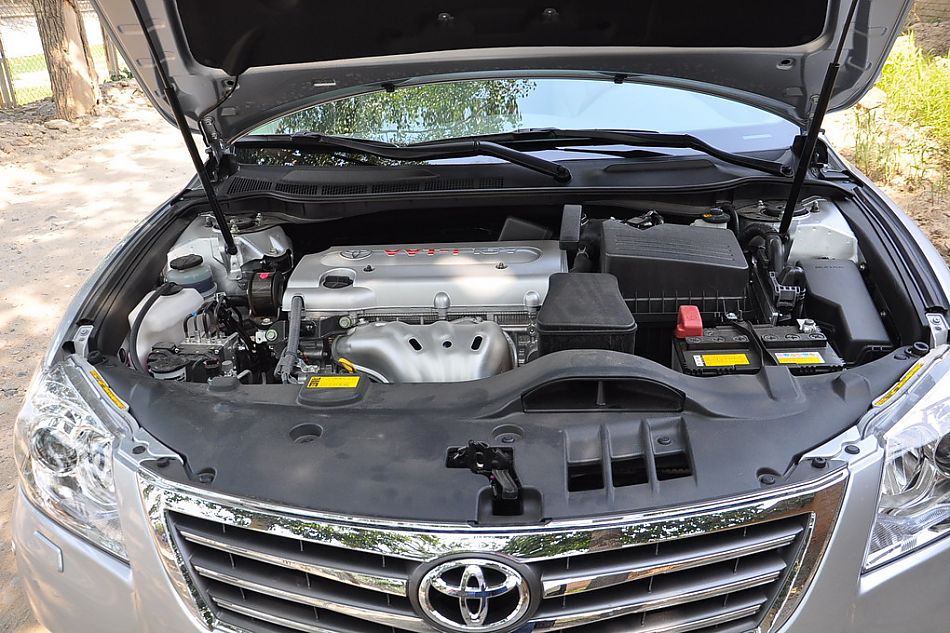 新凯美瑞发动机图片