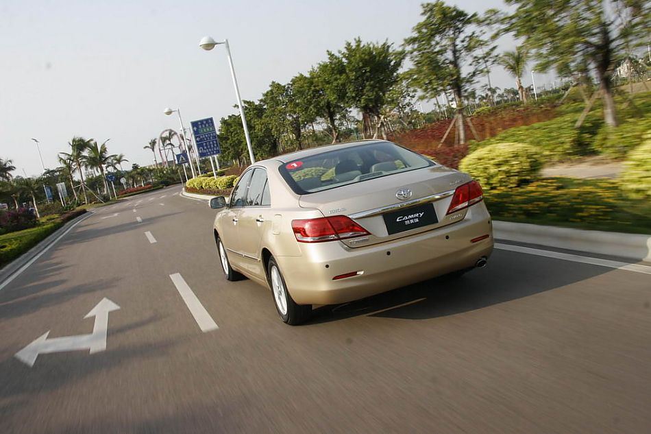 新款凯美瑞外观