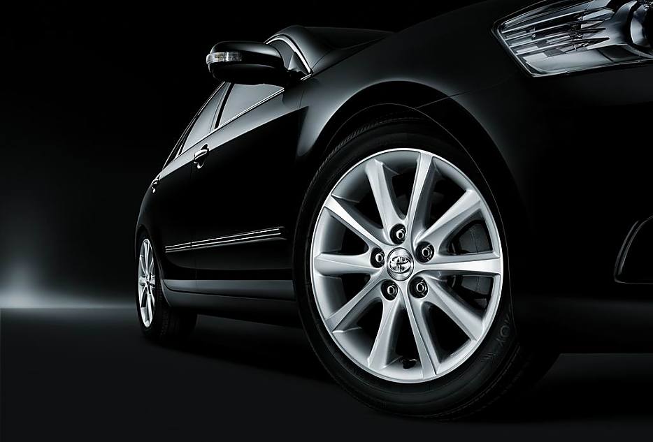 16英寸铝合金轮毂