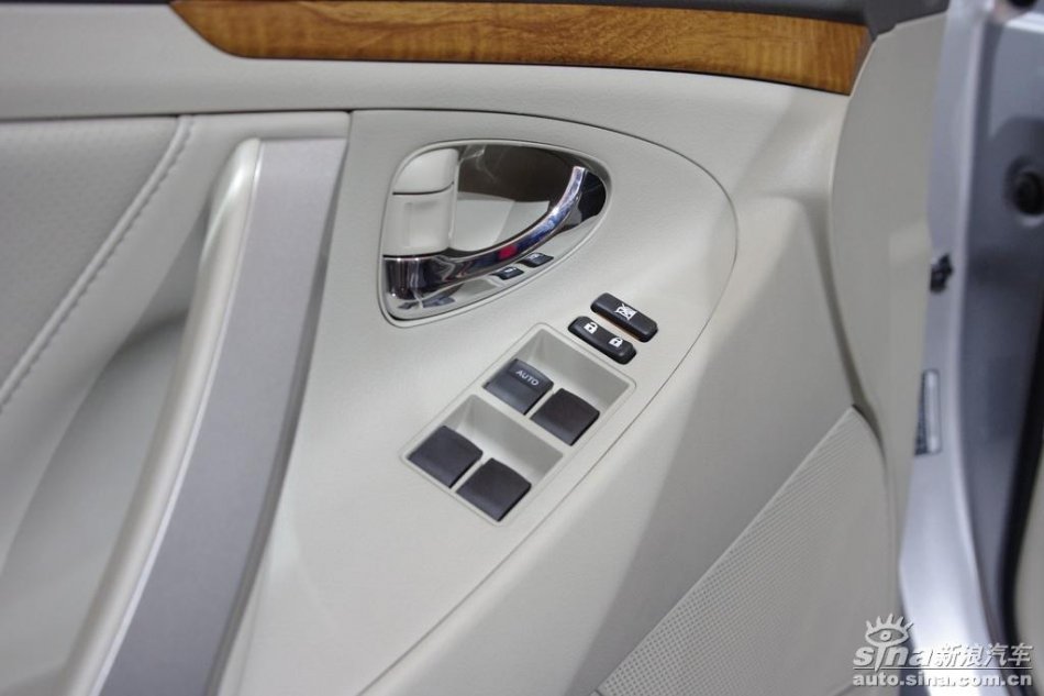 广州丰田新凯美瑞