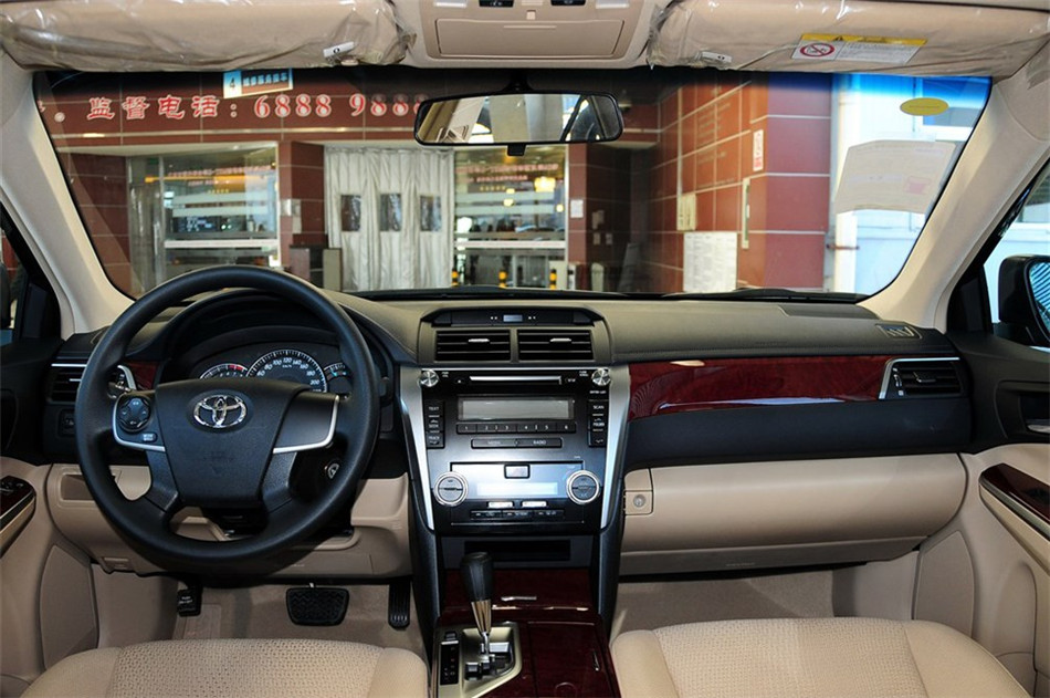 2013款凯美瑞2.0E精英版