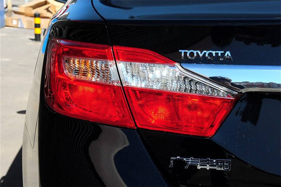 2013款凯美瑞2.0E精英版