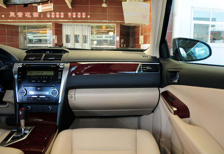 2013款凯美瑞2.5G舒适版