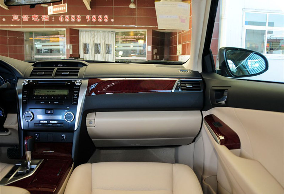 2013款凯美瑞2.5G舒适版