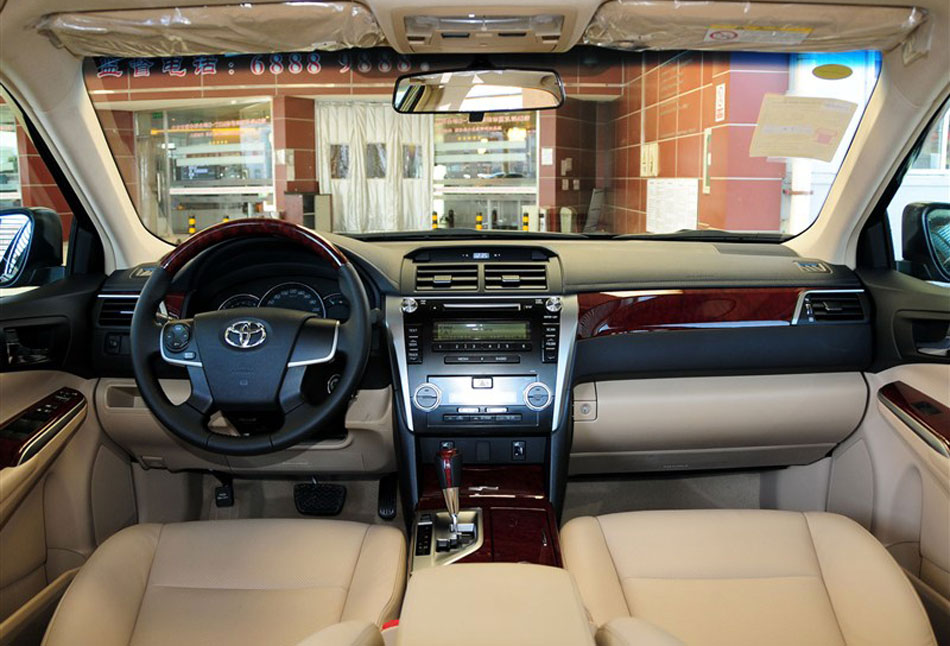 2013款凯美瑞2.5G舒适版