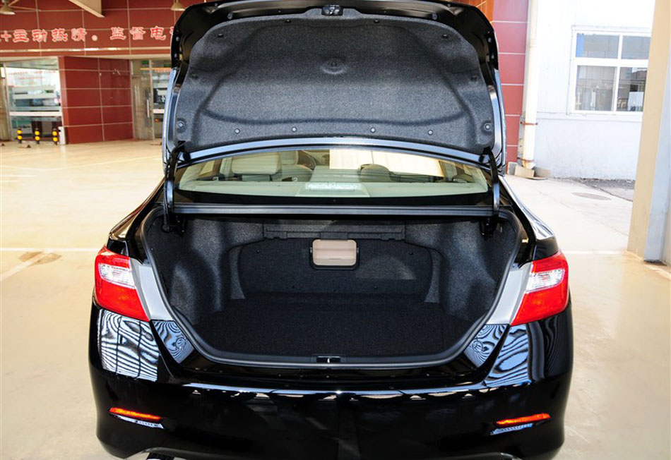 2013款凯美瑞2.5G舒适版