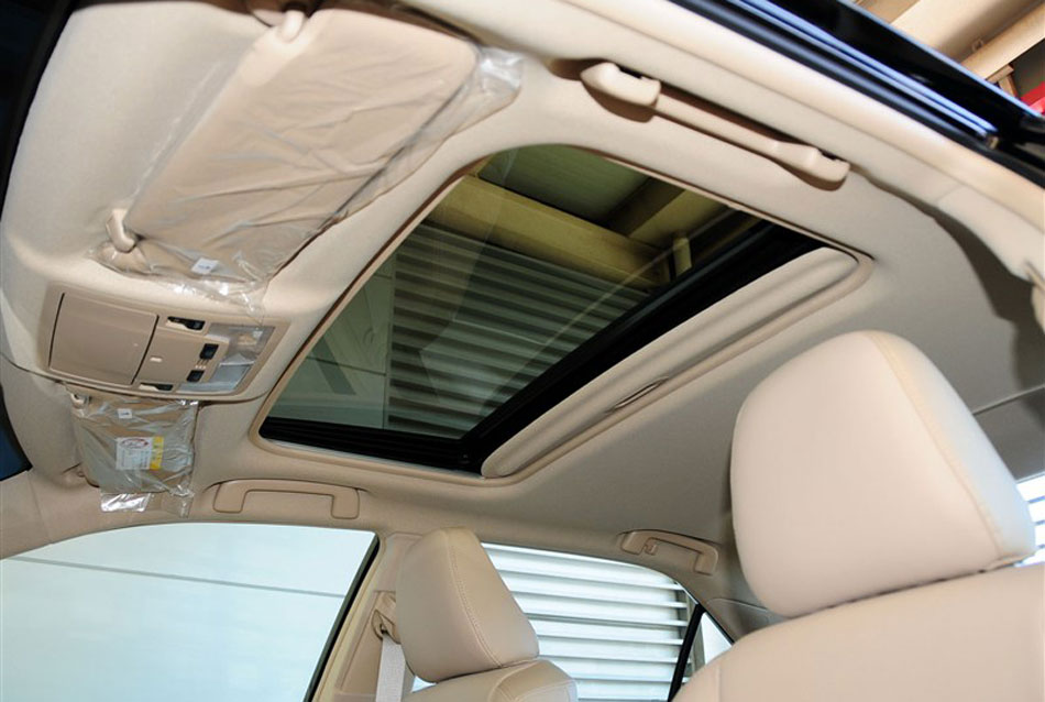 2013款凯美瑞2.5G舒适版