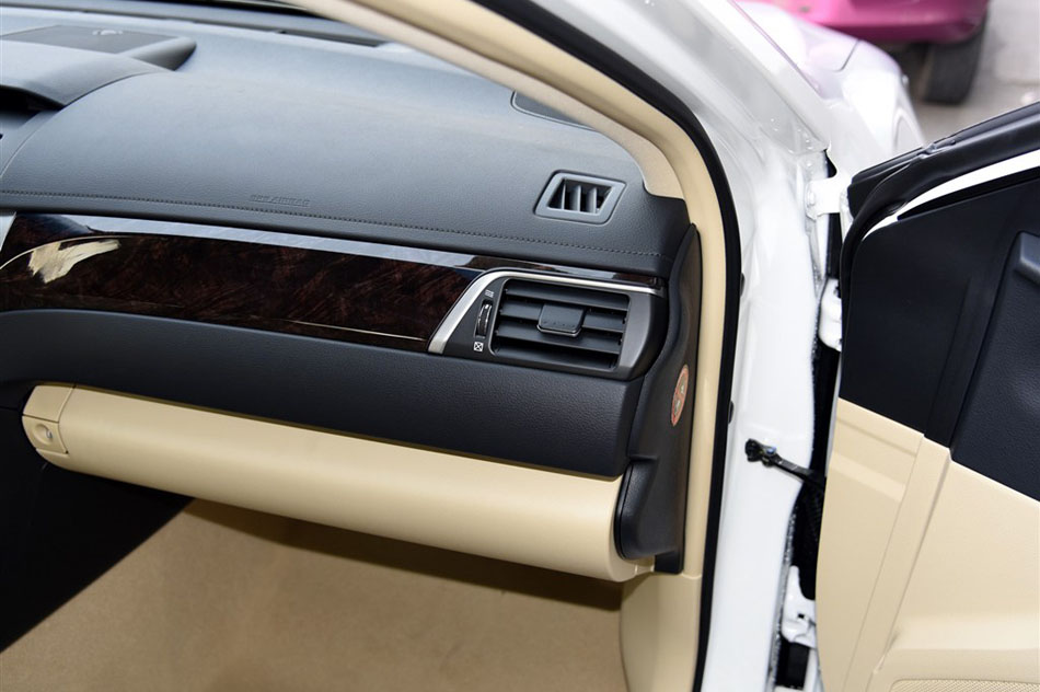 2015款 2.0E 精英版 内饰