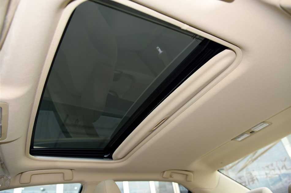 2015款 2.0E 精英版 空间