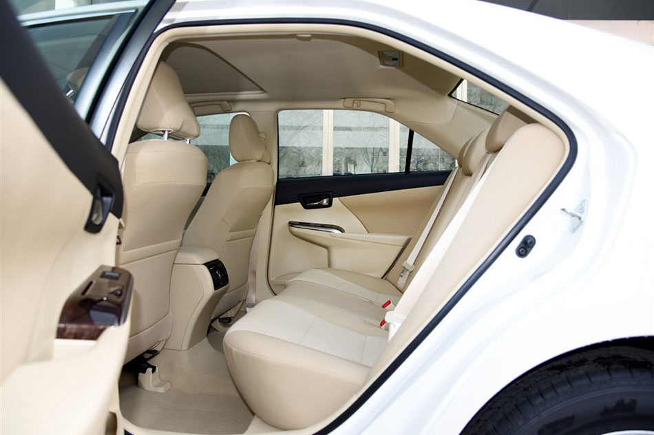 2015款 2.0E 精英版 空间