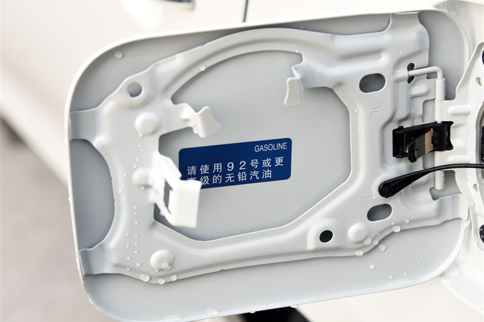 2015款 2.0E 精英版 细节