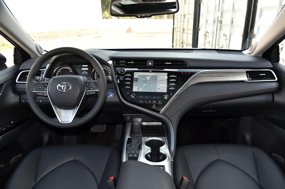 2018款 2.5HQ 旗舰版 内饰