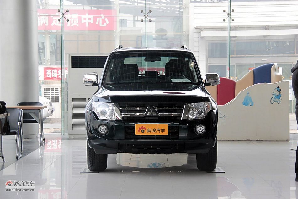 2012款帕杰罗3.0L自动精英版