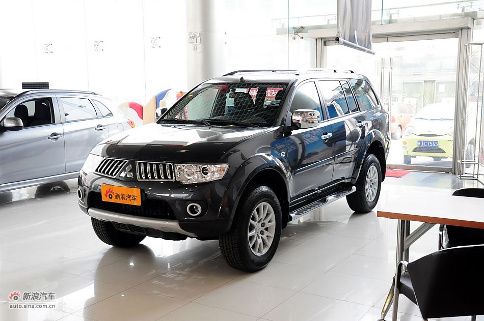 2012款帕杰罗劲畅实拍