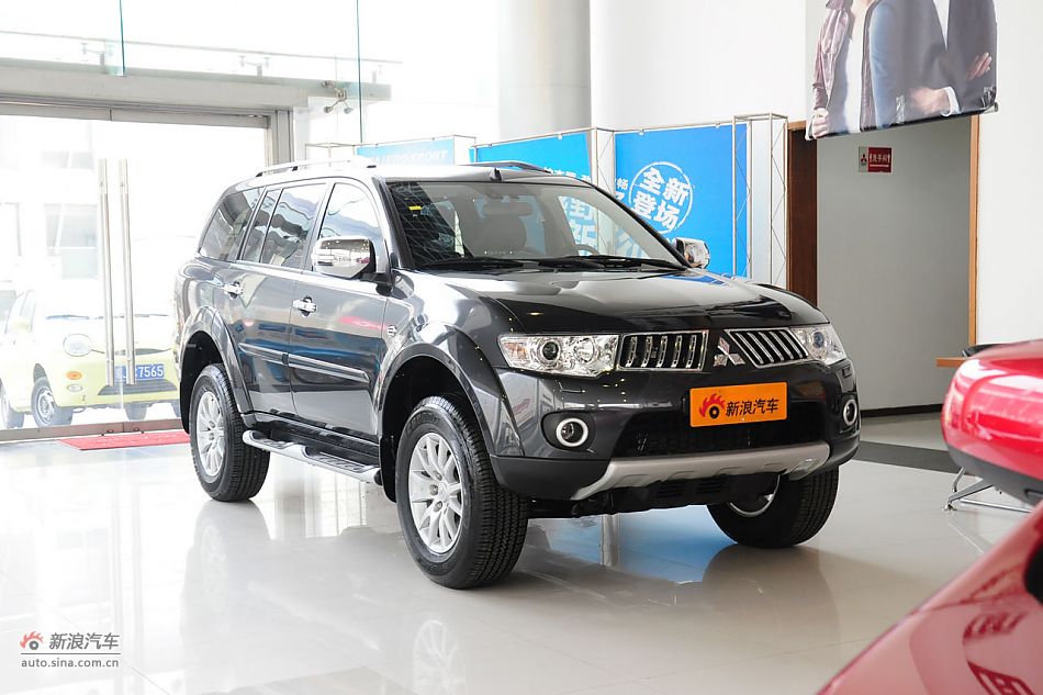 2012款帕杰罗劲畅实拍