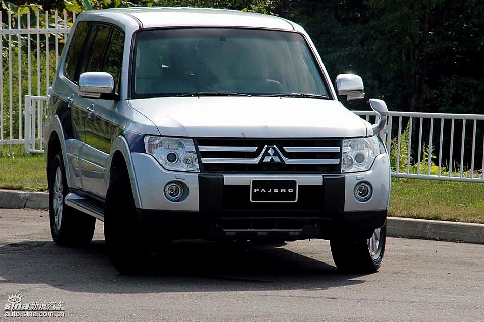 新PAJERO静态外观