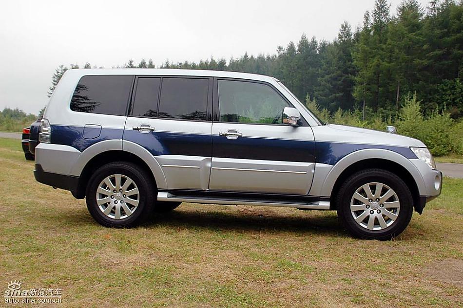 新PAJERO静态外观