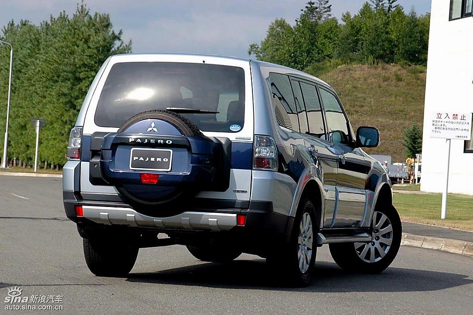 新PAJERO静态外观