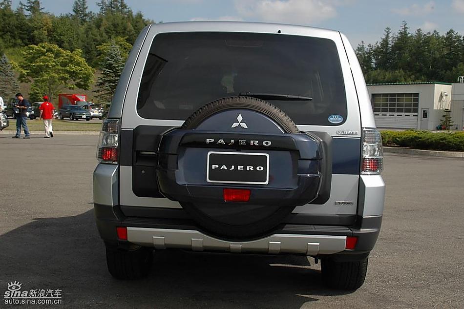 新PAJERO静态外观
