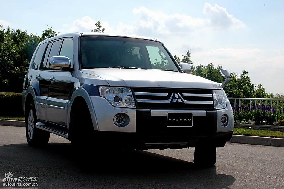新PAJERO静态外观