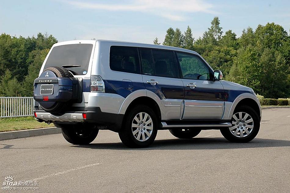 新PAJERO静态外观