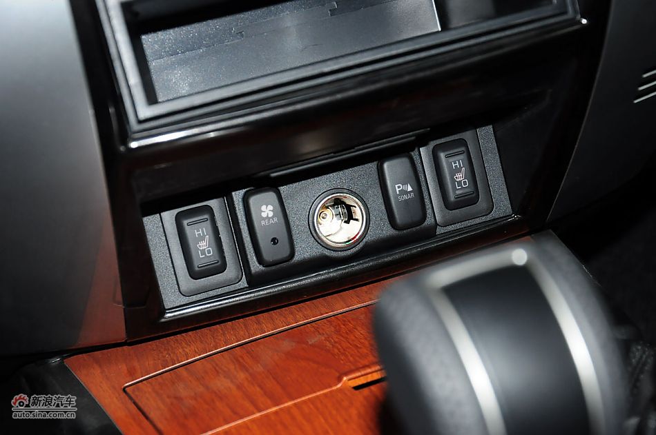 2012款帕杰罗劲畅实拍