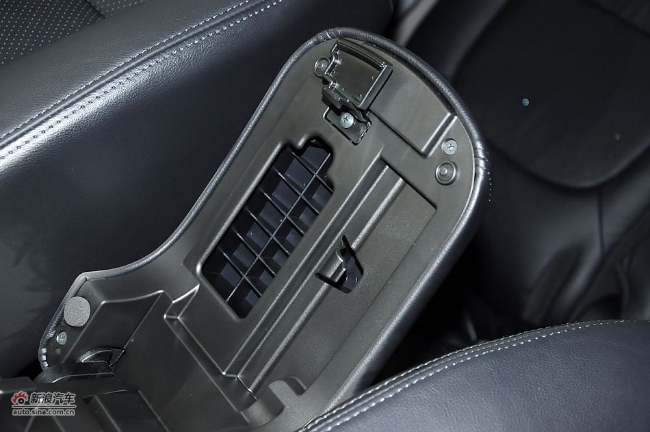 2012款帕杰罗劲畅实拍