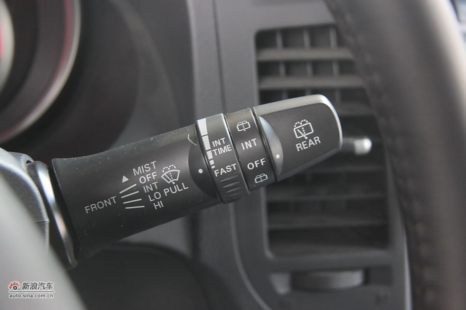 2012款帕杰罗3.0L自动精英版