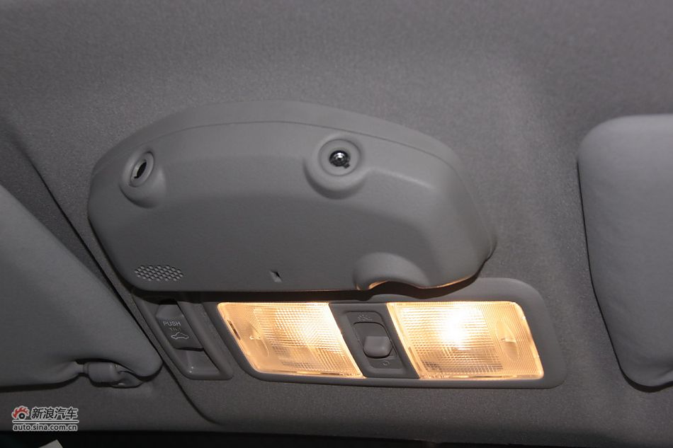 2012款帕杰罗3.0L自动精英版