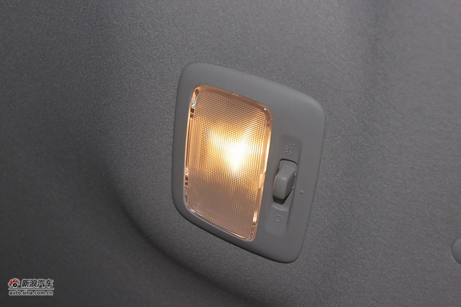 2012款帕杰罗3.0L自动精英版