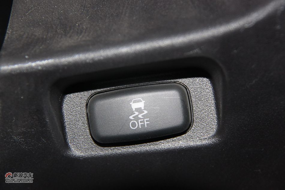 2012款帕杰罗3.0L自动精英版