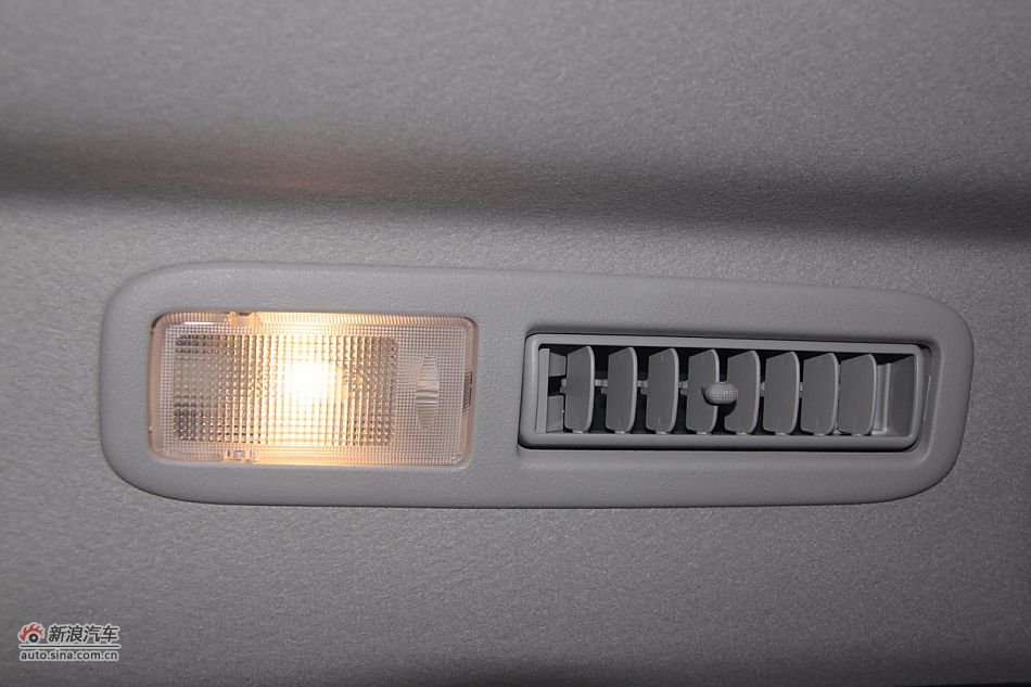 2012款帕杰罗3.0L自动精英版