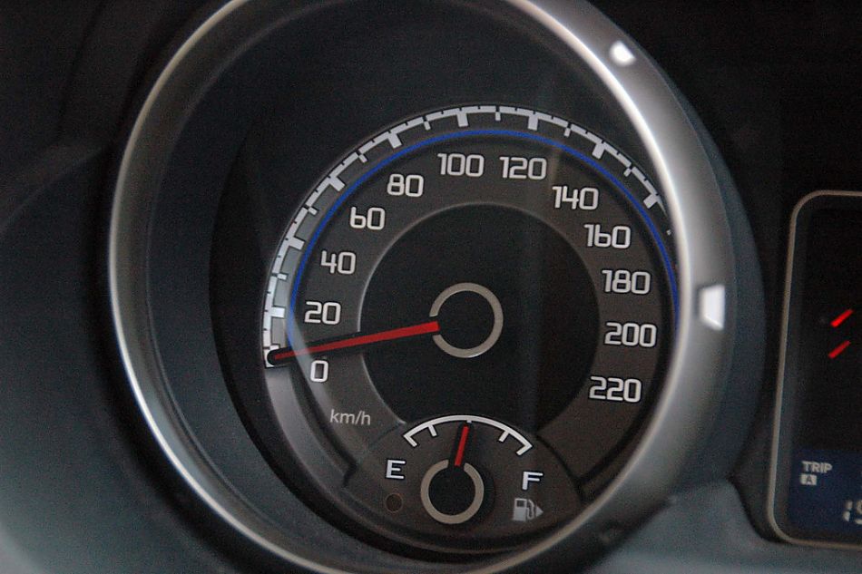 新浪试驾全新PAJERO