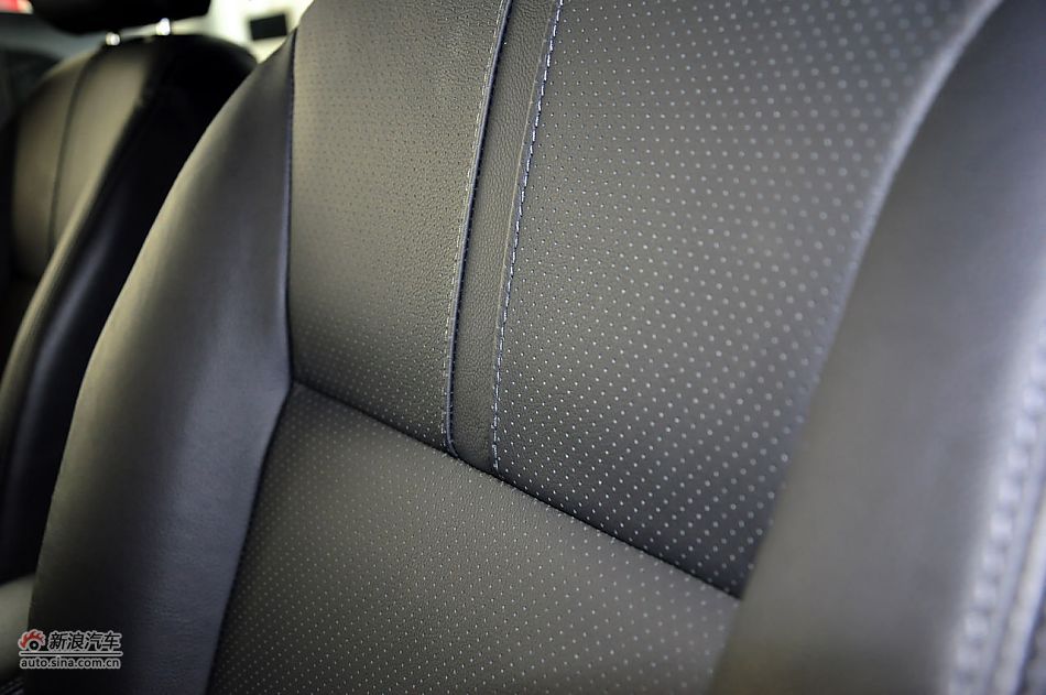 2012款帕杰罗劲畅实拍