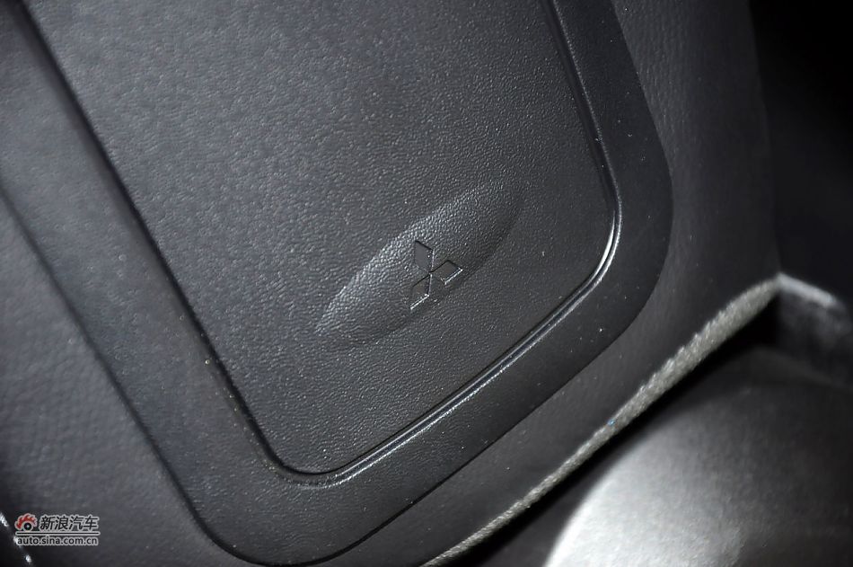 2012款帕杰罗劲畅实拍