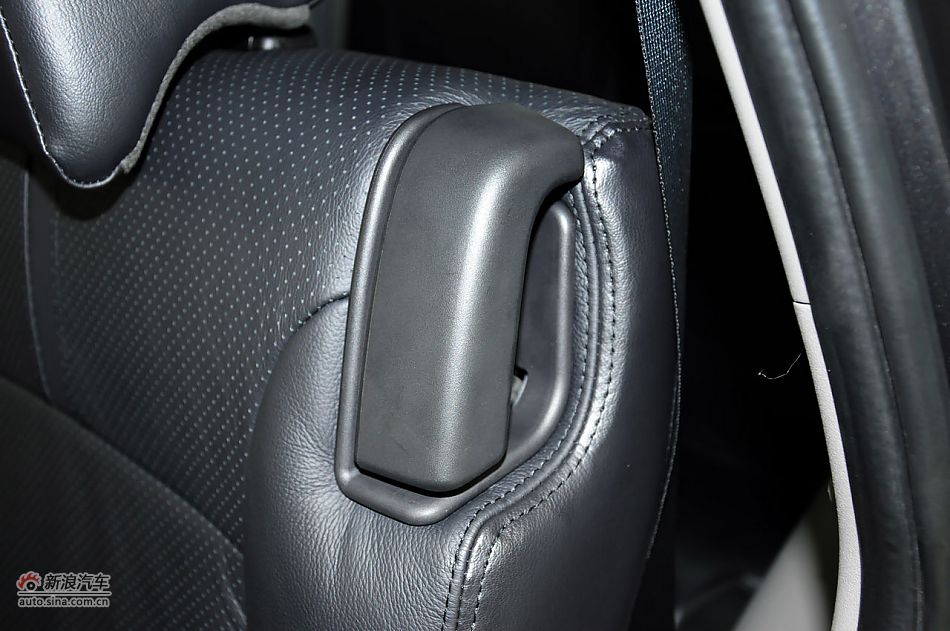 2012款帕杰罗劲畅实拍