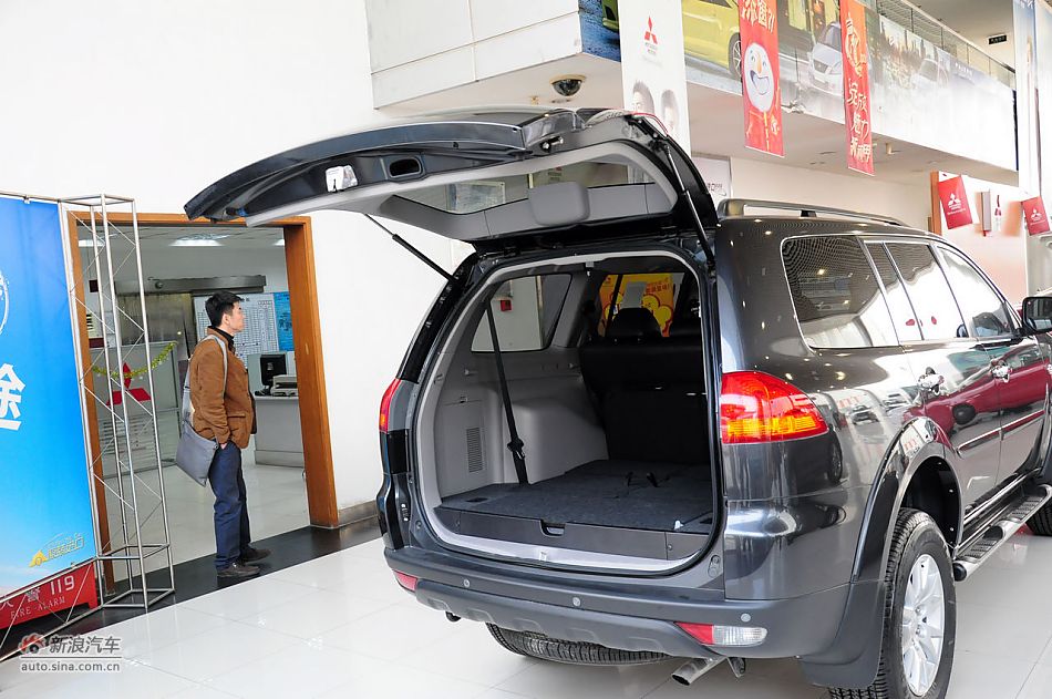 2012款帕杰罗劲畅实拍