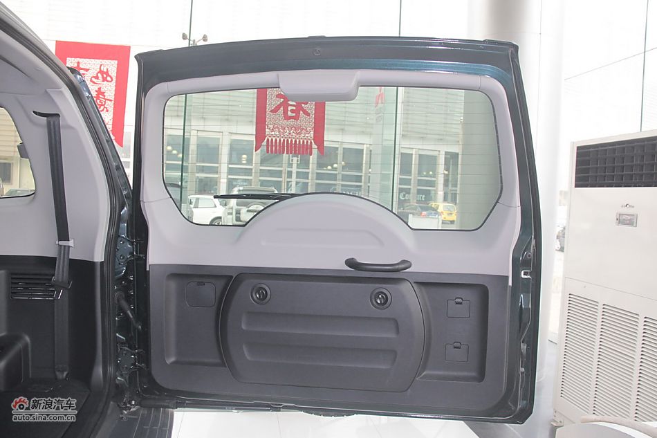 2012款帕杰罗3.0L自动精英版