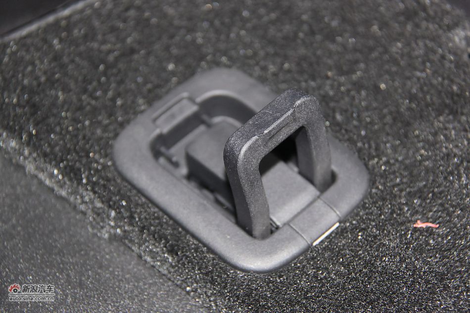 2012款帕杰罗3.0L自动精英版