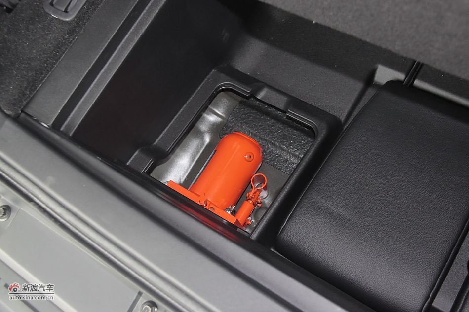 2012款帕杰罗3.0L自动精英版