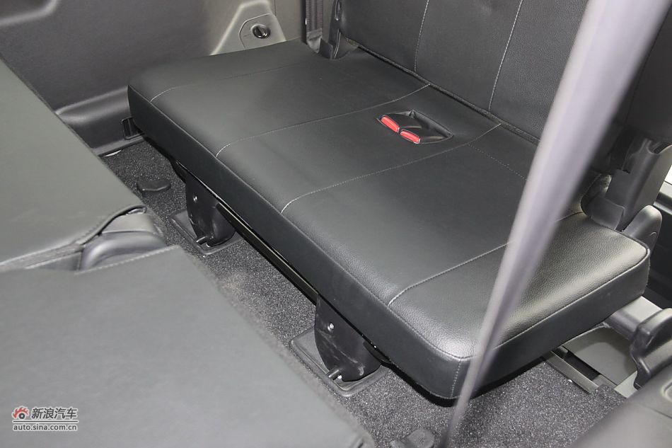 2012款帕杰罗3.0L自动精英版