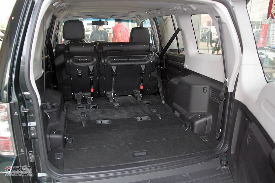 2012款帕杰罗3.0L自动精英版