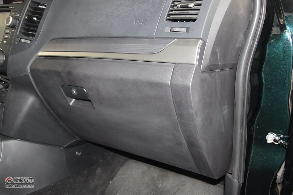 2012款帕杰罗3.0L自动精英版