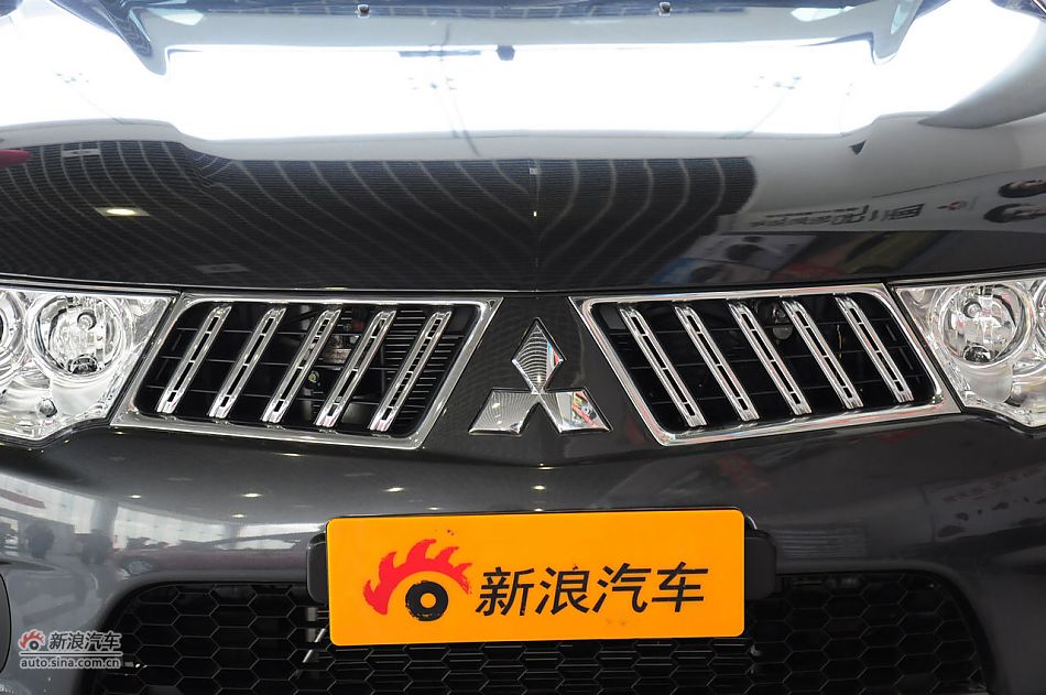 2012款帕杰罗劲畅实拍