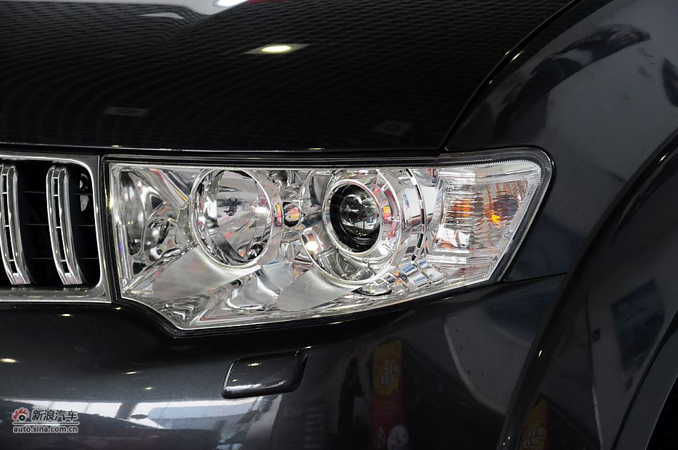 2012款帕杰罗劲畅实拍