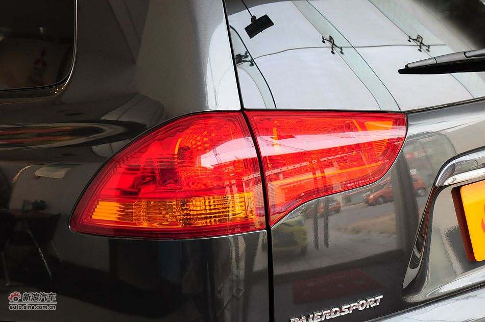 2012款帕杰罗劲畅实拍